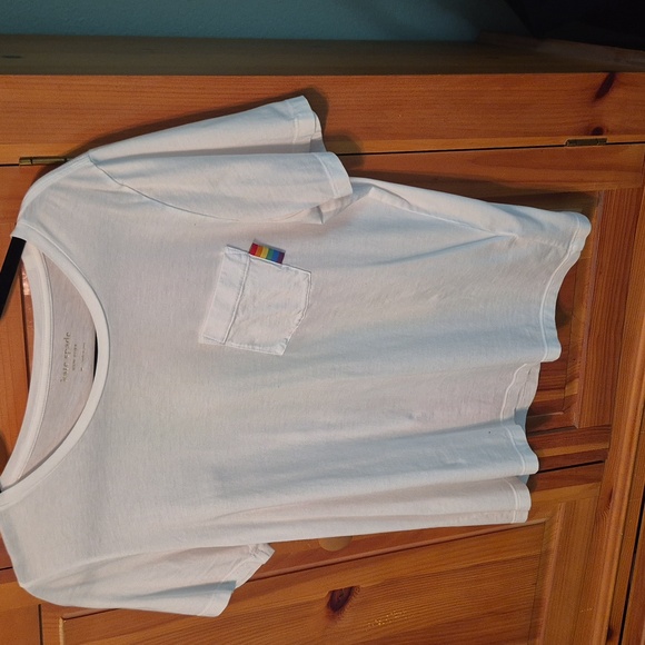 Kate Spade White Tee with Colorful Pocket Accent - Picture 1 of 3